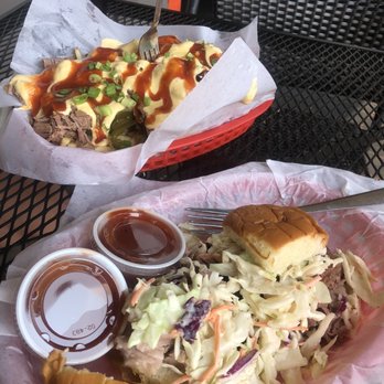 Big Hole BBQ - Jackson Hole - Sliders and big hole fries - Barbeque Near Me - Jackson, Wyoming Big Hole BBQ - Jackson Hole - Sliders and big hole fries - Barbeque Near Me - Jackson, Wyoming