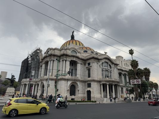 Palacio de Bellas Artes by null