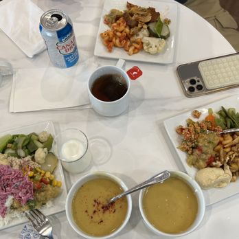 Turkish Airlines Lounge - Our table - Airport Lounges Near Me - Jamaica, New York Turkish Airlines Lounge - Our table - Airport Lounges Near Me - Jamaica, New York
