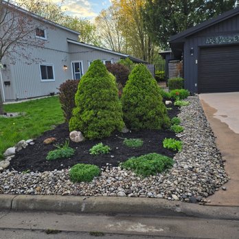 Tad's Landscaping - Garden renovation - Landscaping Near Me Tad's Landscaping - Garden renovation - Landscaping Near Me