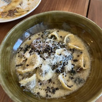 Daisies - Tortellini - Pasta Shops Near Me - Chicago, Illinois Daisies - Tortellini - Pasta Shops Near Me - Chicago, Illinois