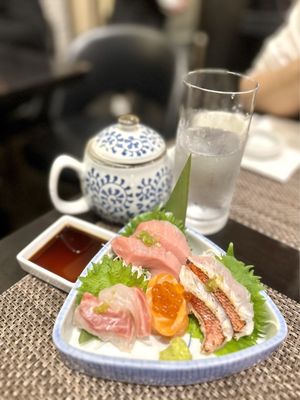 Toku Unagi & Sushi by null