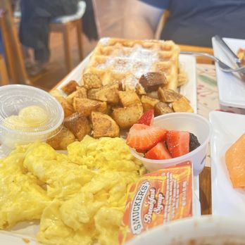 Chloez Cafe - They are NOT stingy! Their food options are delish!! - Breakfast & Brunch Near Me - Fairfax Station, Virginia