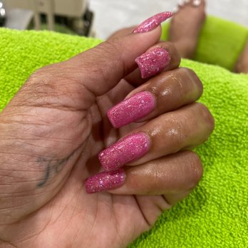 ChiChi Nails & Spa - Gel Fill - Nail Salons Near Me - Riverside, California