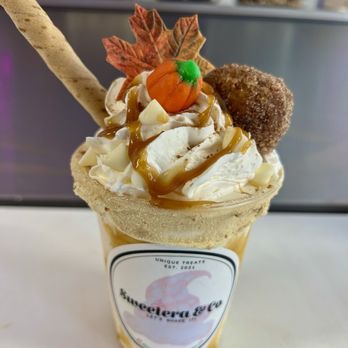 Sweetera & Co - Pumpkin spice milkshake - Food Trucks Near Me