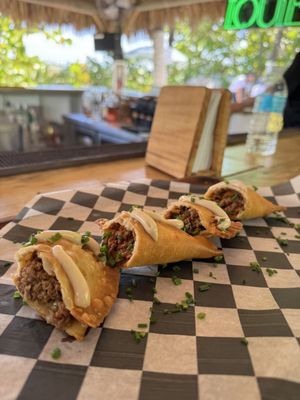 Louie's at Palm House by null