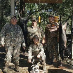 Chappy's Outfitters - Great Family Hunt.
