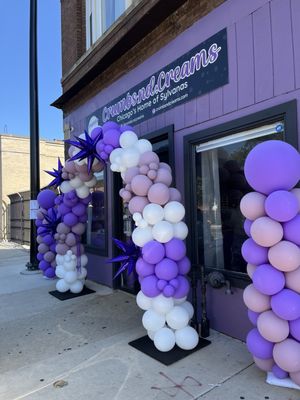 Crumbs.nd.Creams by null