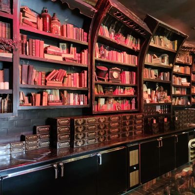 Gideon's Bakehouse by null