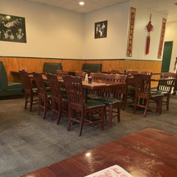 Jade Garden Chinese Restaurant - I sat behind this lovely family eating but I didn't take their picture for privacy reasons