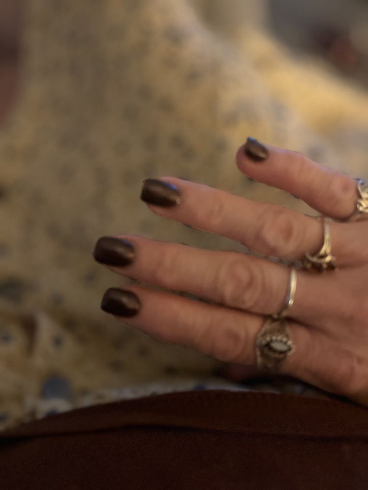 L’amour Nails Spa Logo