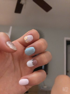 Bom Nail & Spa by null