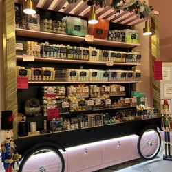 Nail Boss Lounge - A la carte cart