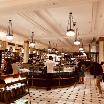 Harrods - Deli - Department Stores Near Me - London, XGL