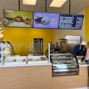 Beard Papa's - Can't wait for yummy! - Desserts Near Me - Spokane, Washington Beard Papa's - Can't wait for yummy! - Desserts Near Me - Spokane, Washington