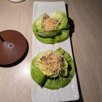 Doanburi - Seabass butter lettuce cups - Japanese Near Me - Las Vegas, Nevada Doanburi - Seabass butter lettuce cups - Japanese Near Me - Las Vegas, Nevada