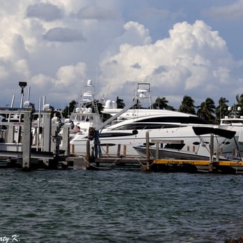 Maurice Gibb Memorial Park - The Sunset Harbour marina, adjacent to the park. - Parks Near Me - Miami Beach, Florida Maurice Gibb Memorial Park - The Sunset Harbour marina, adjacent to the park. - Parks Near Me - Miami Beach, Florida