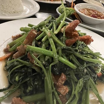 One Dee Siam - Crispy pork with Chinese watercress - Thai Near Me - Jersey City, New Jersey One Dee Siam - Crispy pork with Chinese watercress - Thai Near Me - Jersey City, New Jersey