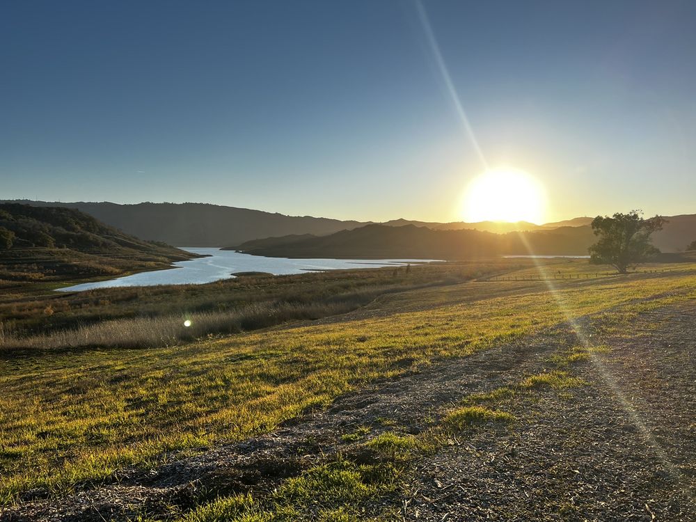 LAKE CASITAS HIKING TRAIL Updated June 2024 11311 Santa Ana Rd