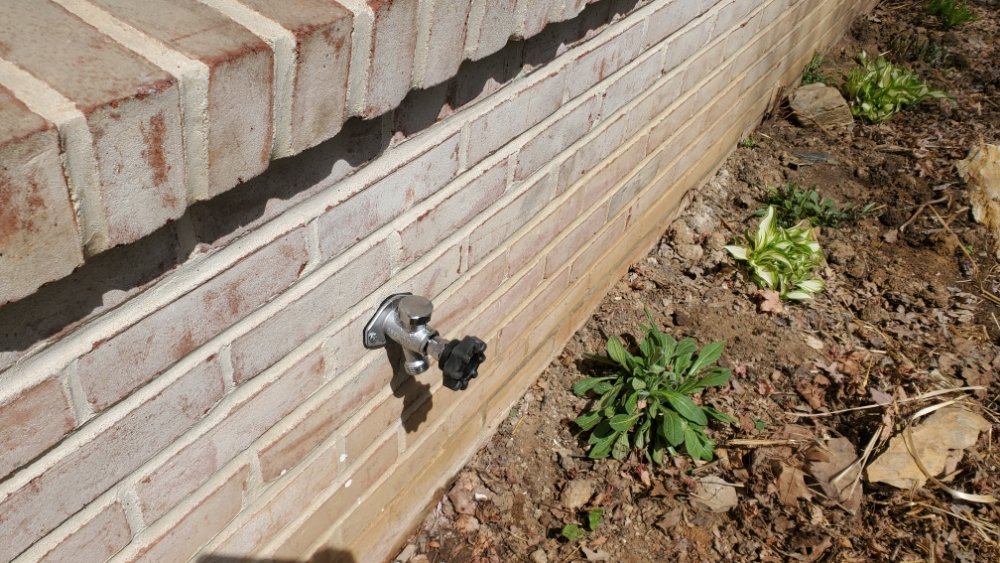 Slide of 4 Diamond Mechanical