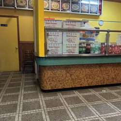 Zheng's Wok - Take out or eat in