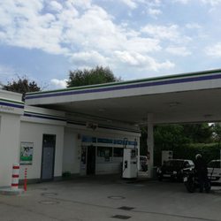 Oil Tankstelle