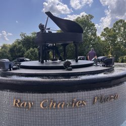 Ray Charles Plaza - Absolutely gorgeous monument