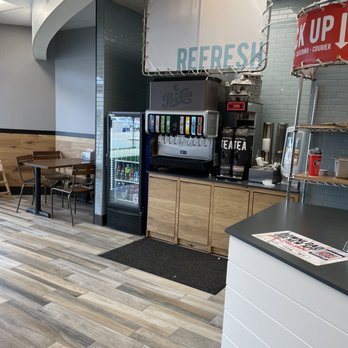 Jersey Mike's Subs - Drink station - Fast Food Near Me - Virginia Beach, Virginia