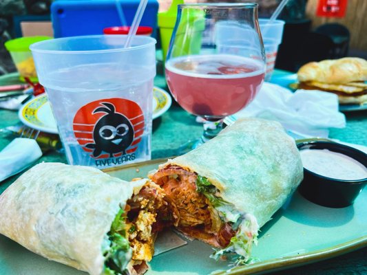 What’s Crackin Cafe by null