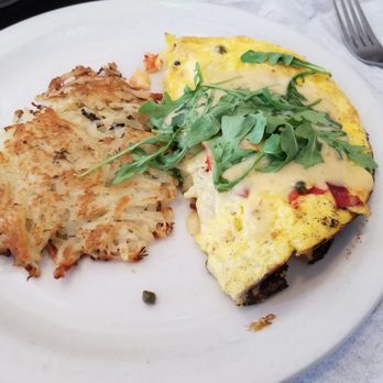 Station 400 - 400 Station omelet with blue crab and lobster unfortunately lacked flavor - American Near Me - Sarasota, Florida Station 400 - 400 Station omelet with blue crab and lobster unfortunately lacked flavor - American Near Me - Sarasota, Florida
