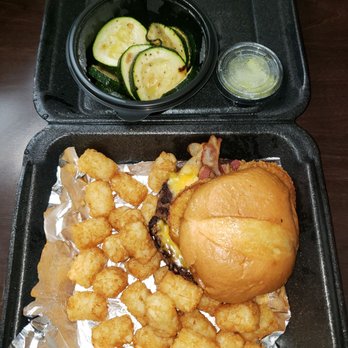 Ruby Tuesday - Jalapeno and Ale burger - American Near Me - Pearl, Mississippi