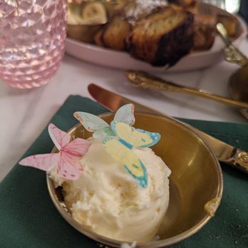 Sugar and Scribe  - Butter so pretty - Bakeries Near Me - La Jolla, California