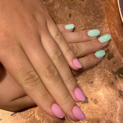 Sunny Nail - Dipped Manicure