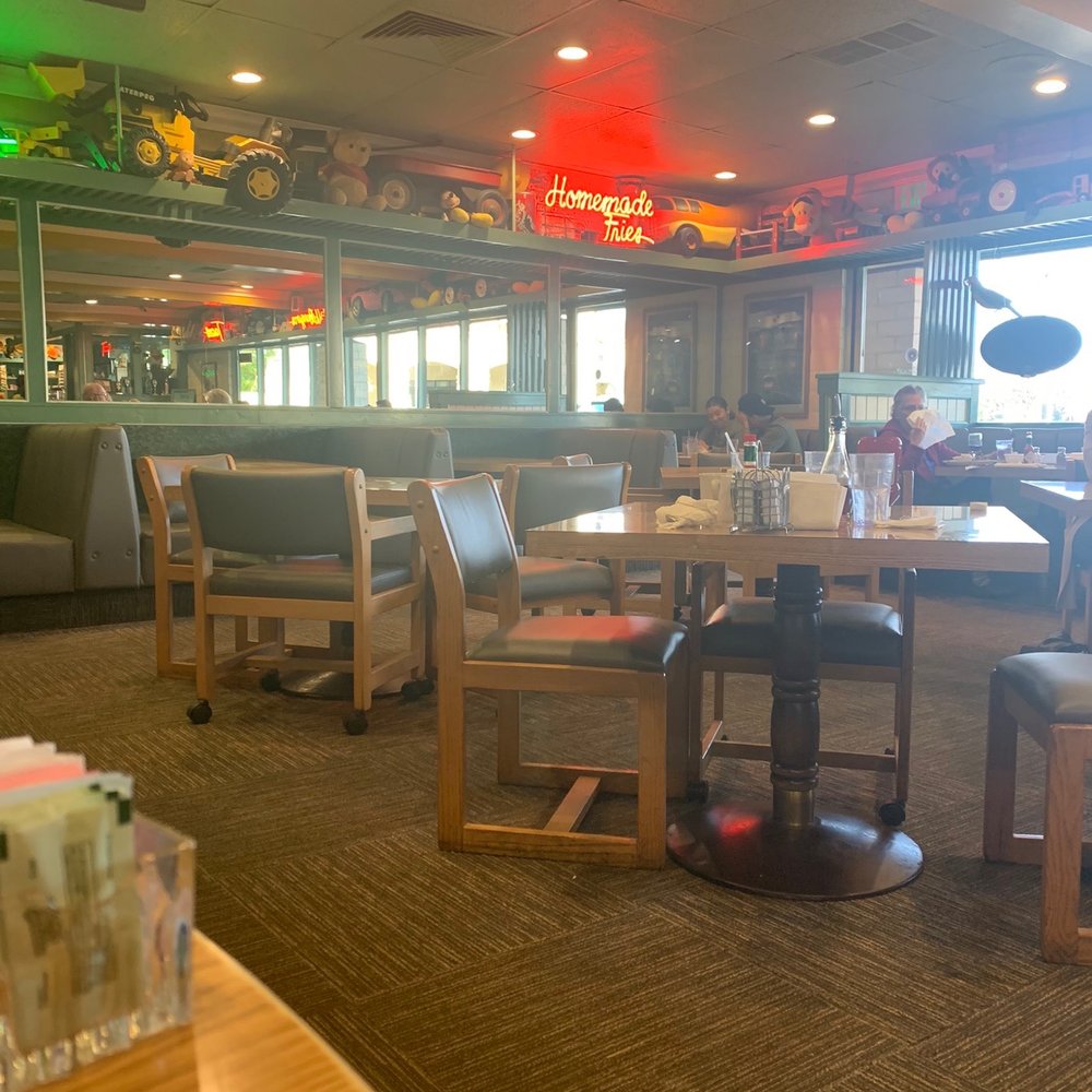 Penfold's Cafe & Bakery - Sitting area - Breakfast & Brunch Near Me - Temecula, California Penfold's Cafe & Bakery - Sitting area - Breakfast & Brunch Near Me - Temecula, California