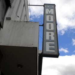 Casa Moore
