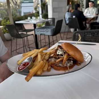 Tommy Bahama Marlin Bar - BACON SMOKEHOUSE BURGER - New American Near Me - Charlotte, North Carolina Tommy Bahama Marlin Bar - BACON SMOKEHOUSE BURGER - New American Near Me - Charlotte, North Carolina