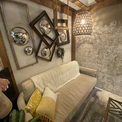 Ruby And Rust - Cute seating area to enjoy your tea or wait for your friends to finish shopping