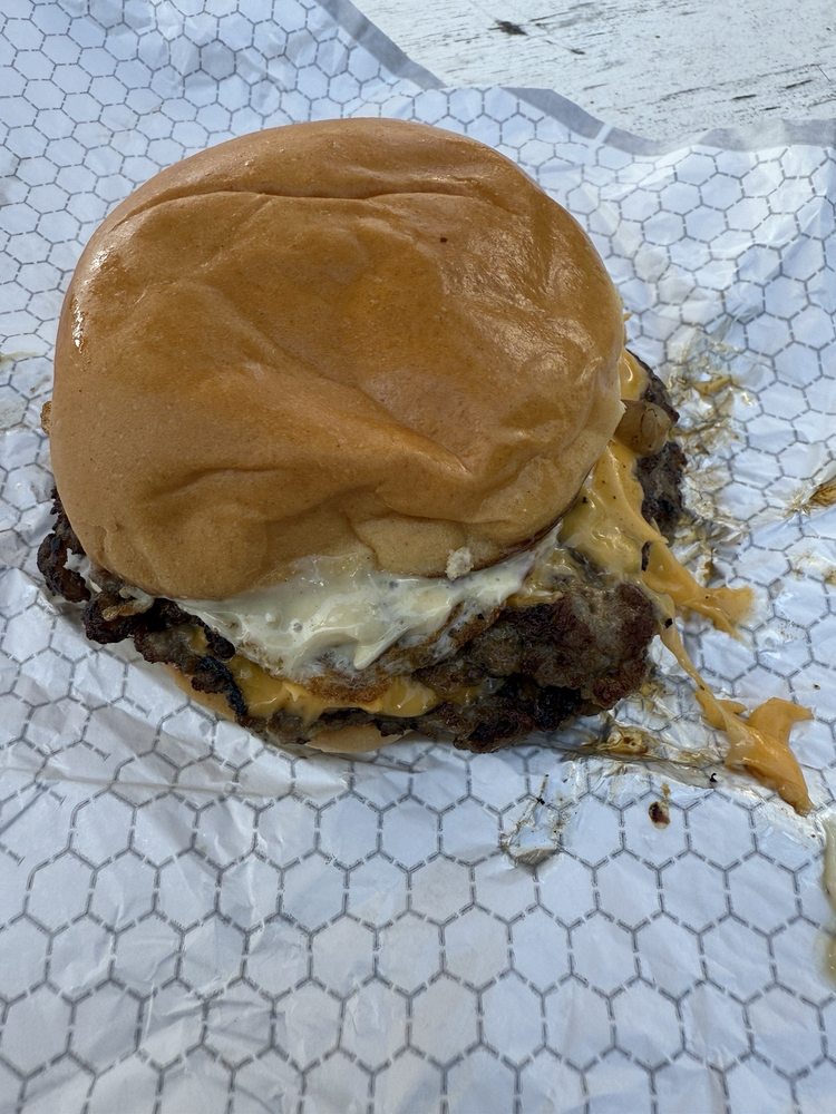 Cookin' & Cruzin' Logo