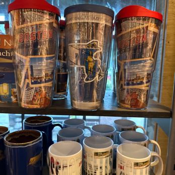 Cracker Barrel Old Country Store - cups and mugs - American Near Me - Sturbridge, Massachusetts