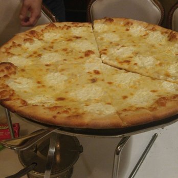 Bella Mama Rose - White pizza - Italian Near Me - Staten Island, New York