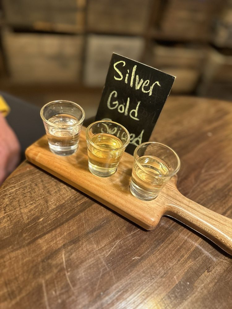 8 Shires Coloniale Distillery