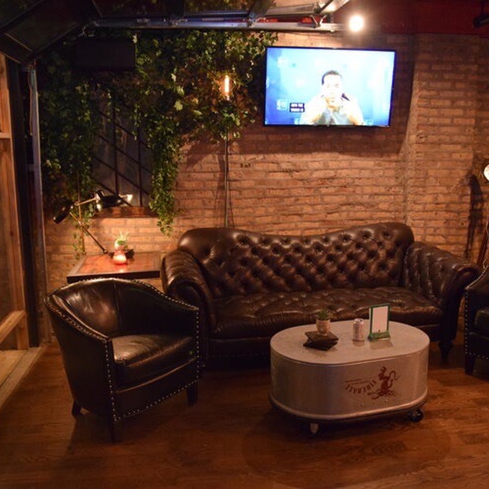 Star Bar Chicago - Cocktail Bars Near Me - Chicago, Illinois Star Bar Chicago - Cocktail Bars Near Me - Chicago, Illinois