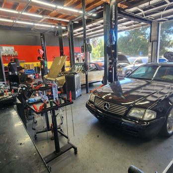 German Auto Doctor - Inside view - Auto Repair Near Me - Simi Valley, California