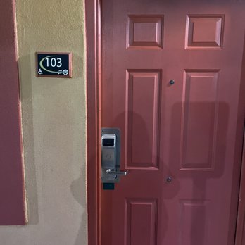 Super 8 by Wyndham Covington - Front door - Hotels Near Me - Covington, Louisiana Super 8 by Wyndham Covington - Front door - Hotels Near Me - Covington, Louisiana