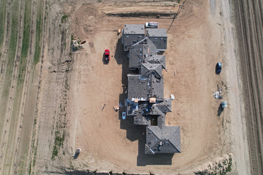 Slide of Octavio Sajuan Roofing