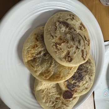 Los Cheros Pupuseria 2 - Pupusas rebuletas - Salvadoran Near Me - Riverside, California
