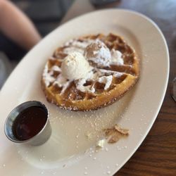 Big City Tavern - Waffle