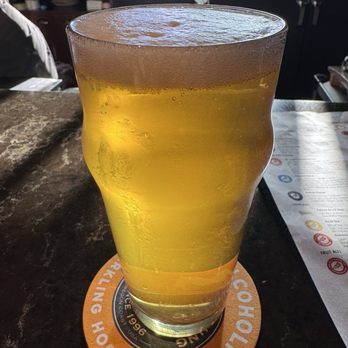Pelican Brewing - Cannon Beach - Mr. lager's Neighborhood - Burgers Near Me - Cannon Beach, Oregon