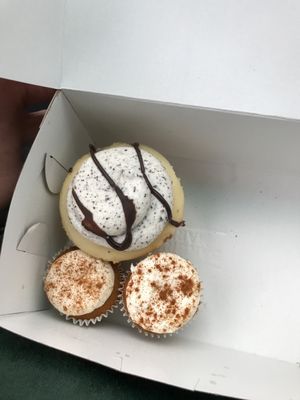 FAT Cupcake by null