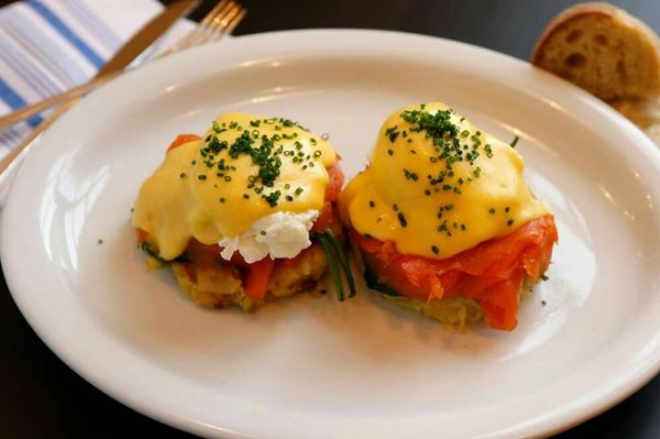 Jojo Restaurant and Bar by null